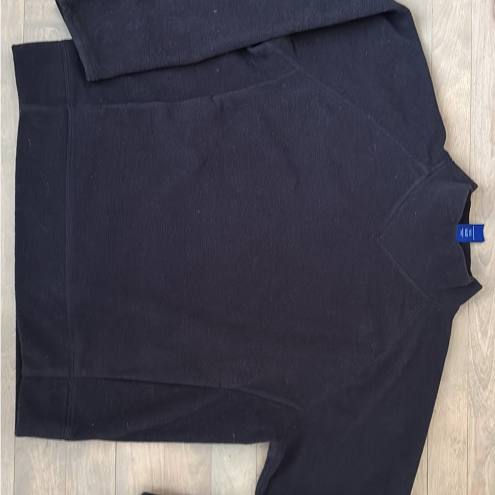 Kit and Ace Black Fleece Mock-neck Sweatshirt L